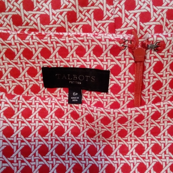 2/$15 Talbots Print Pencil Skirt - Picture 4 of 6